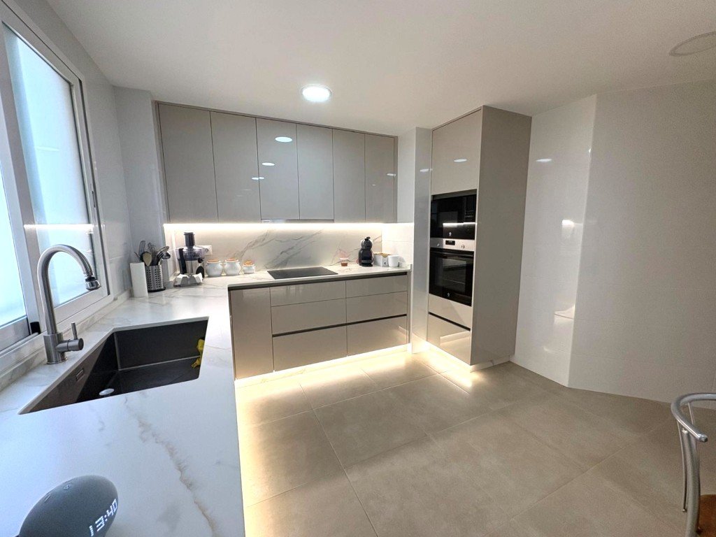 Property 2450 - Image 13